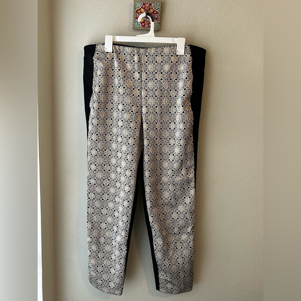 Lane Bryant Black & Gold Metallic Jacquard Ponte Slim Leg Pants size 18/20 - Picture 4 of 12